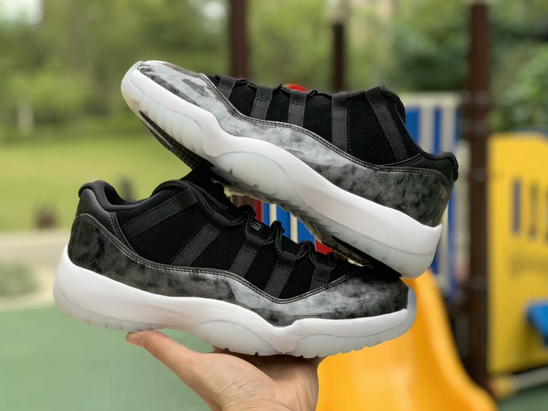 Authentic Air Jordan 11 Low Barons 